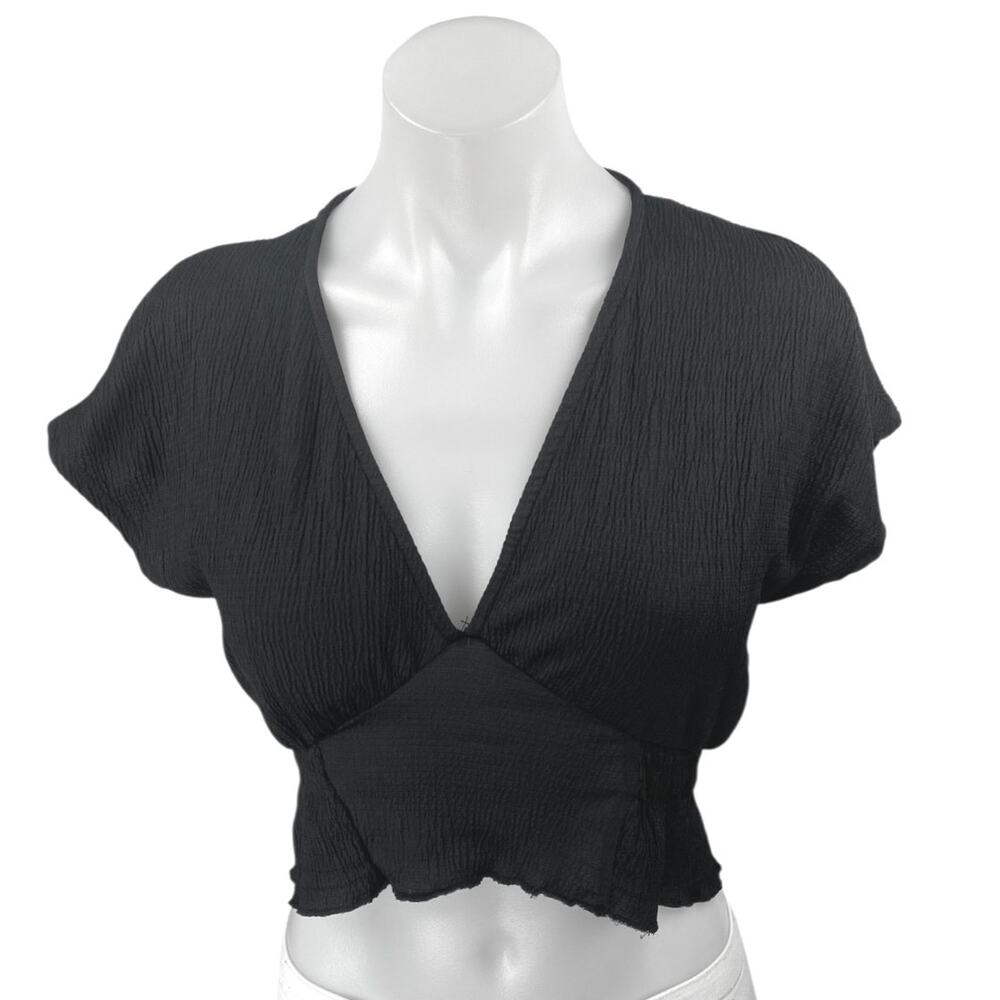Zara Black Crinkled Gauze Short Flutter Sleeve V-Neck Smocked Crop Blouse Top S